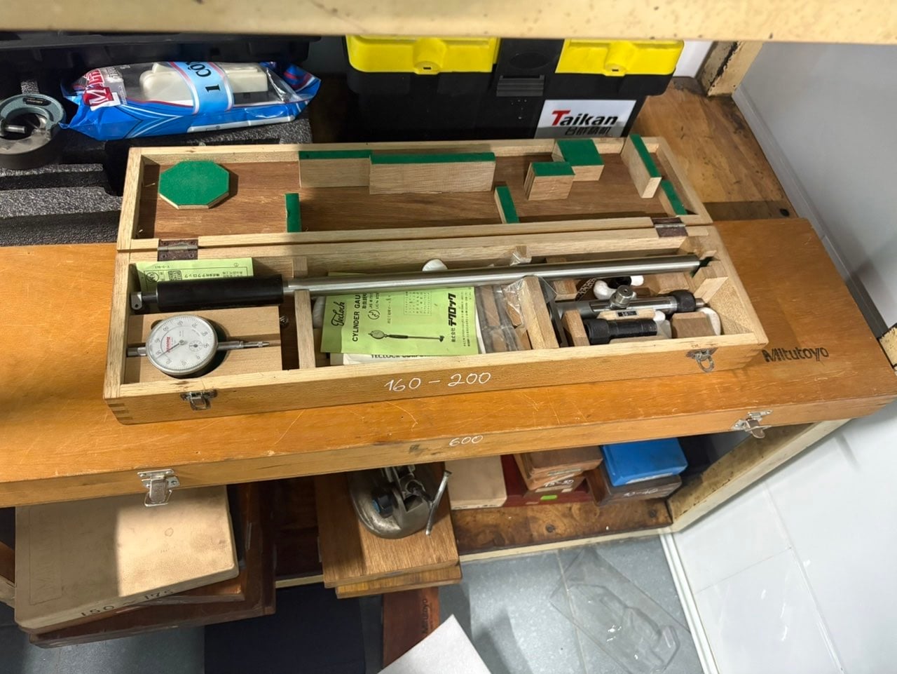 Depth gauge.jpg